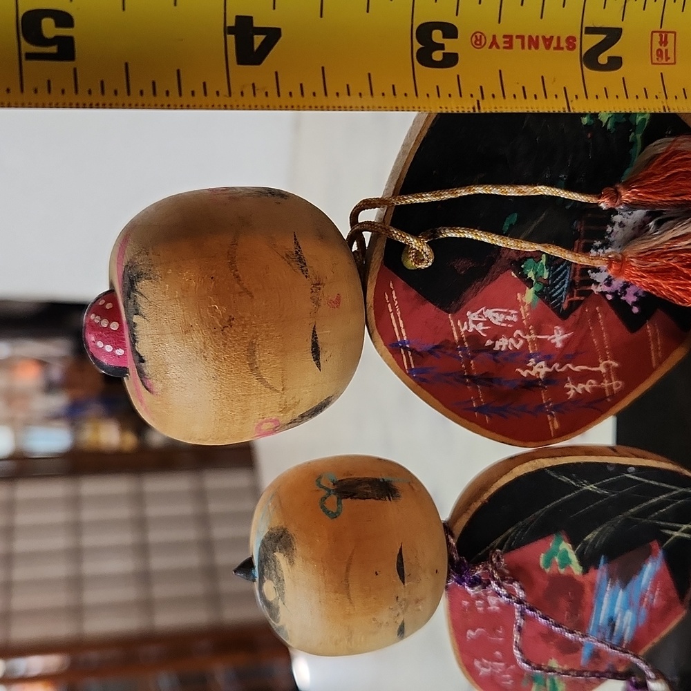 Vintage Handcrafted Wooden Kokeshi Dolls with Tassels - Picture 5 of 5